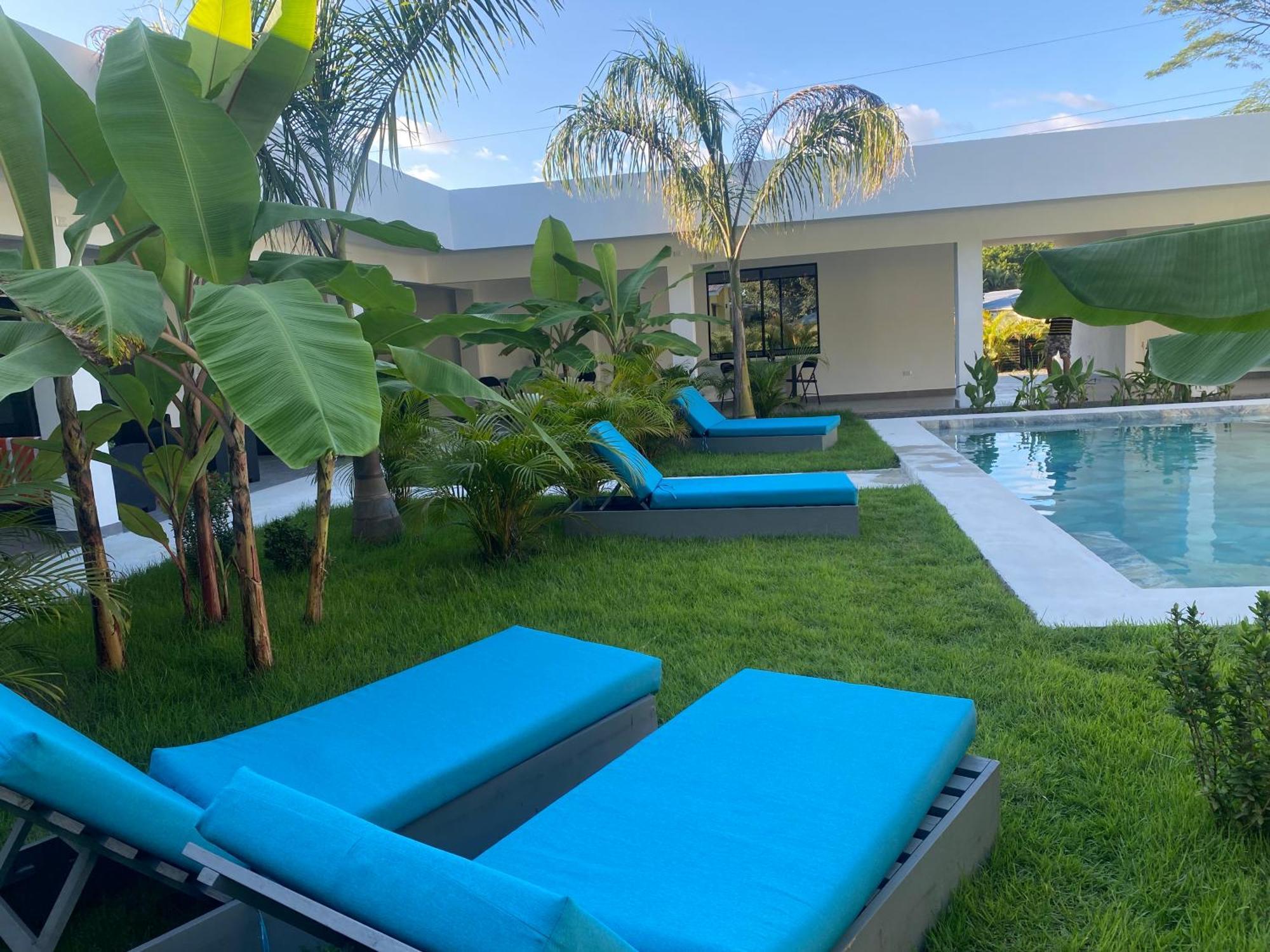 Hotel Good Life Коко Екстериор снимка